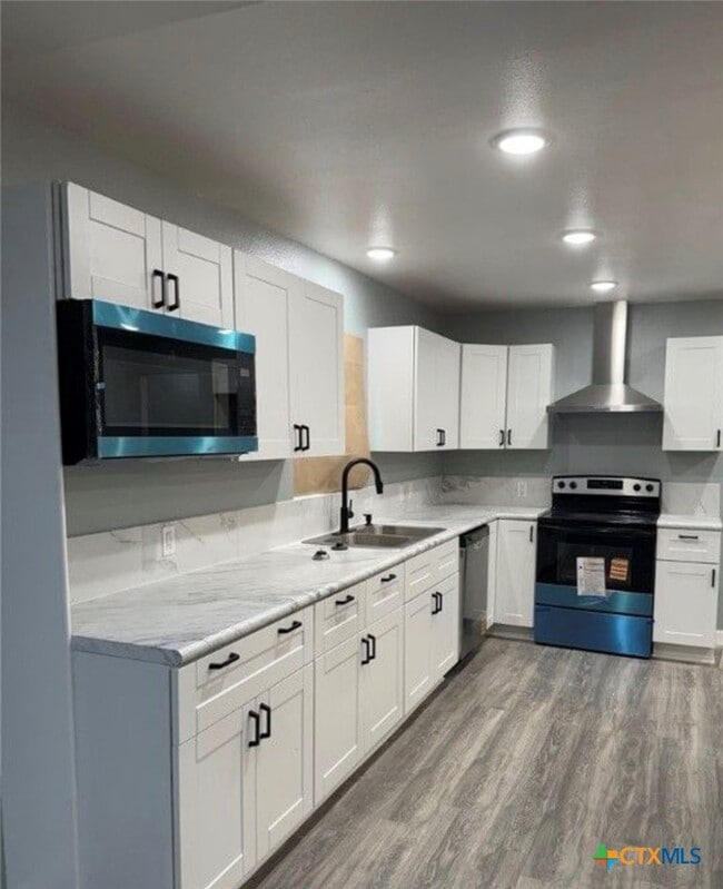 Building Photo - 1300 N 2nd St