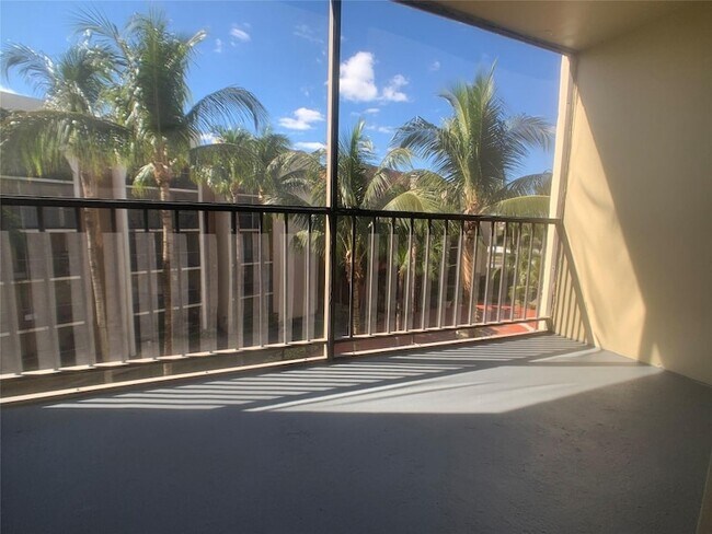 Building Photo - 2580 NW 56th Ave