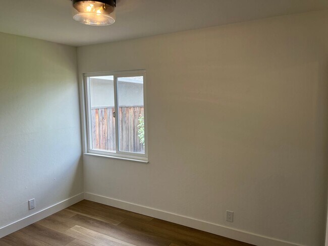 Building Photo - Remodeled Cupertino Gem in Top-Rated School District!