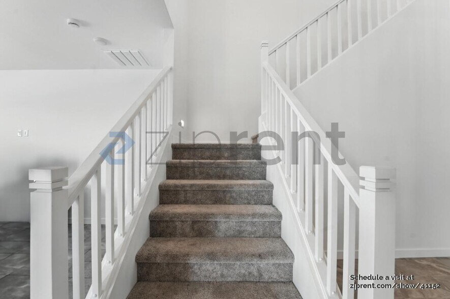 Building Photo - 3461 S 174th Ave