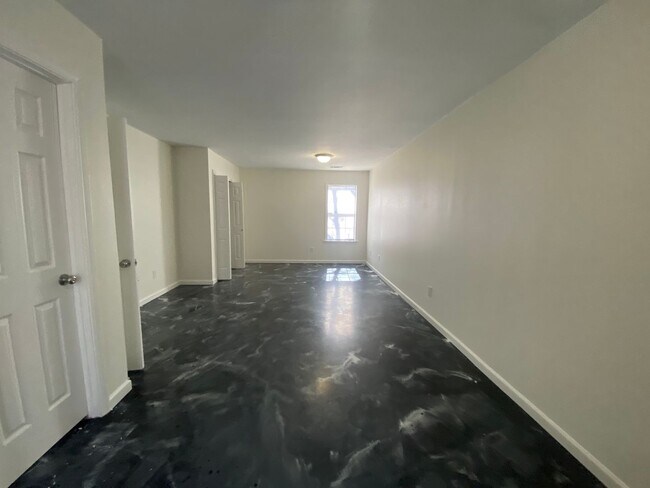 Building Photo - 2502 Jeanne McQueen Pl