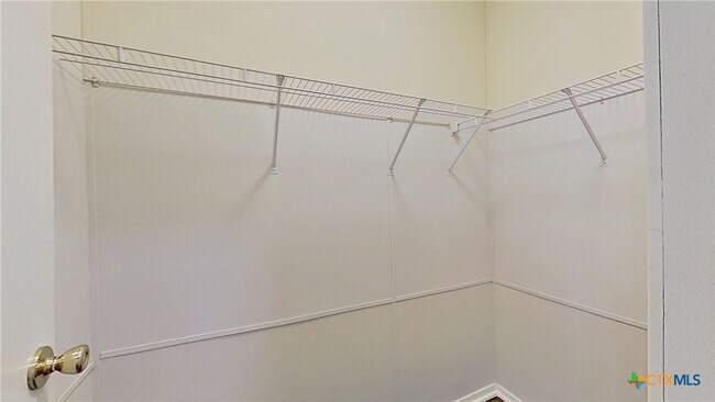 Building Photo - 100 Co Rd 194