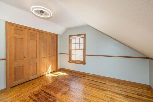 Building Photo - 4750 N Elkhart Ave