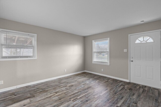 Building Photo - Charming 3-Bedroom, 1-Bath Single-Family Home