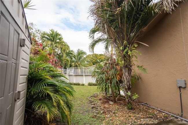 Building Photo - 13565 SW 116th Terrace