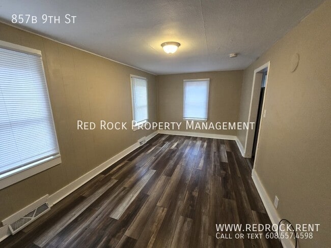 Building Photo - 857 9th St