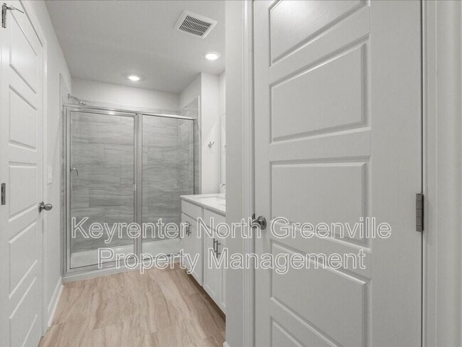 Building Photo - 855 Ernest Ln