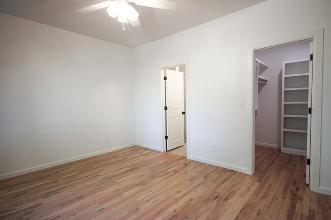 Building Photo - 924 S Allegheny Ave