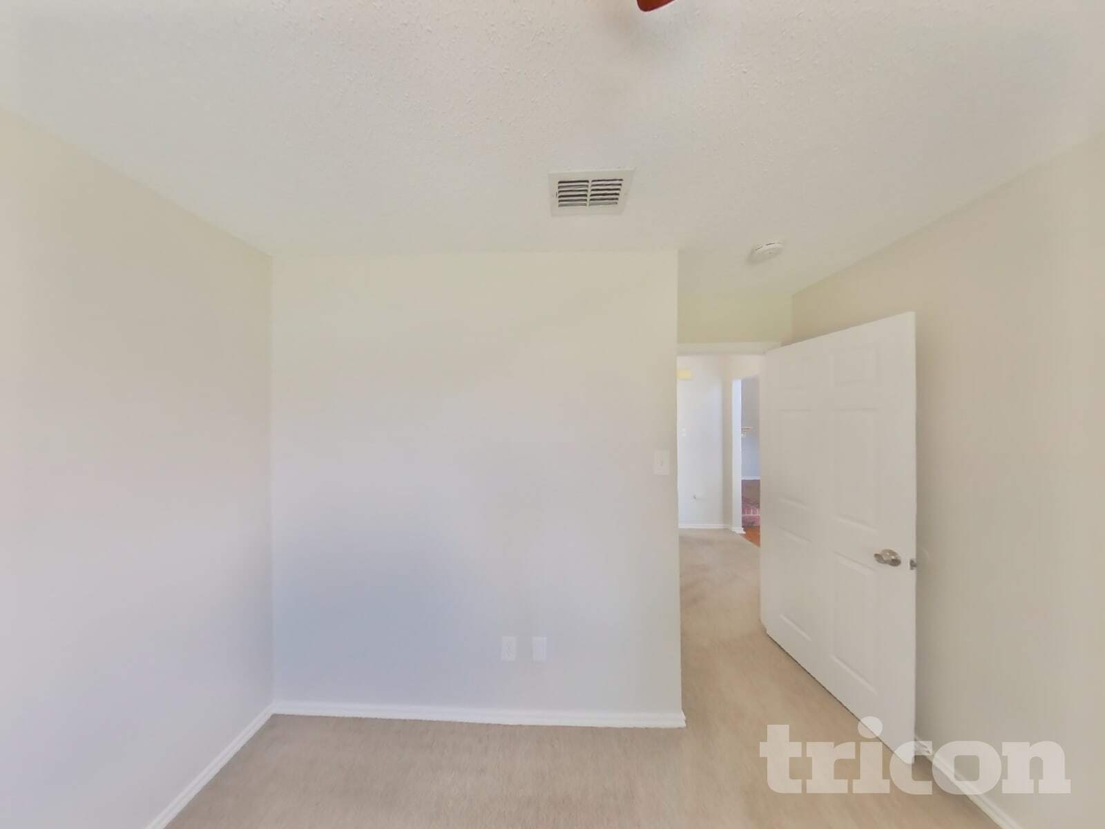 Building Photo - 8021 Ashridge Rd