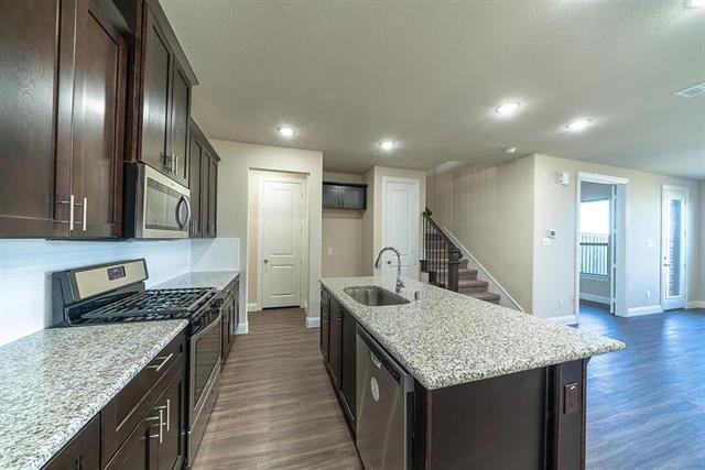 Building Photo - 3020 Galveston St