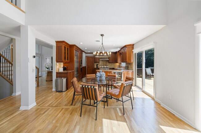 Building Photo - 2A Cherry Ln