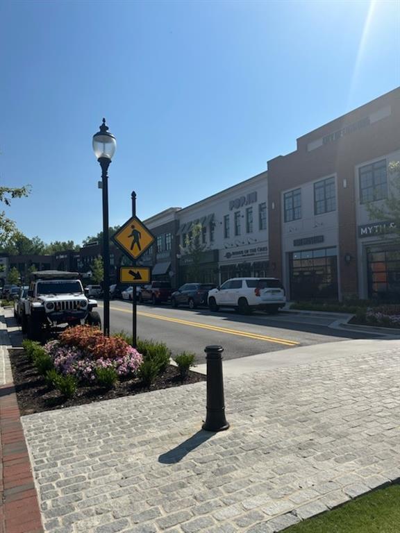 Building Photo - 163 Basil St