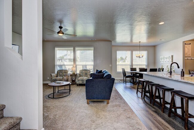 Building Photo - Beautiful Home in the Heart of Eagle