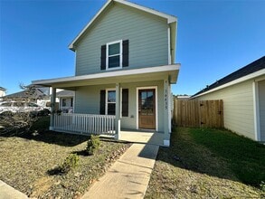 Building Photo - 16635 Colleen Pl