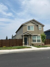 Building Photo - Newer SE 3 Bdrm House, All Appliances incl W/D, Air Cond, Community Pool, Double Garage