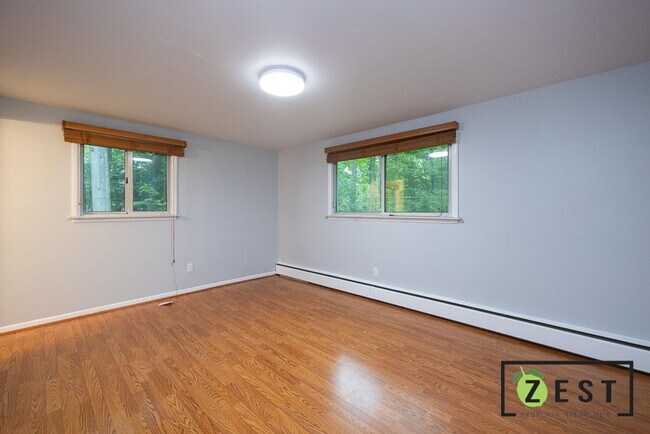 Building Photo - OPEN HOUSE Thursday August 29th 5-6pm