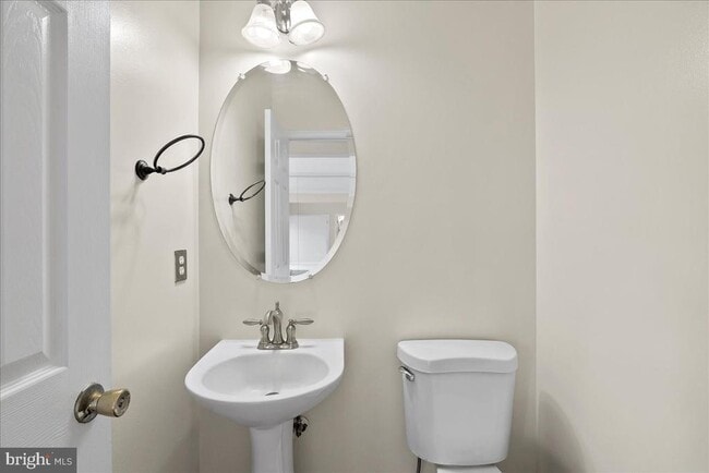 Building Photo - 14578 General Washington Dr