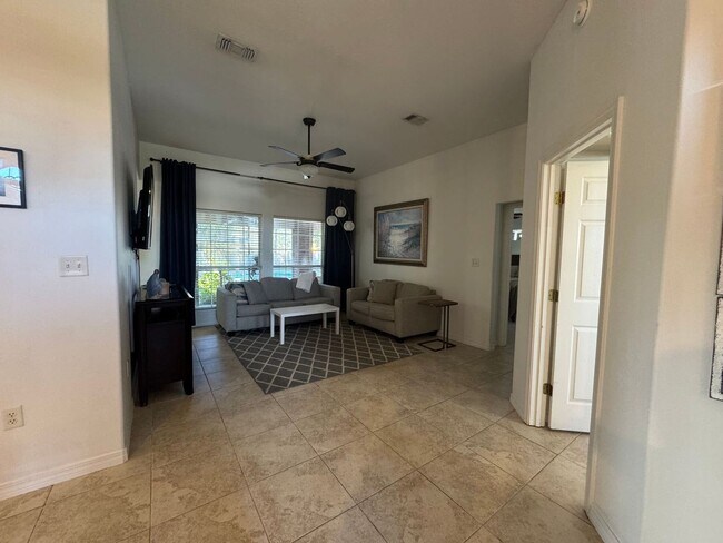 Building Photo - Gulf Breeze - Melissa Oaks - 4 Bedroom, 2 Bathroom w/ pool