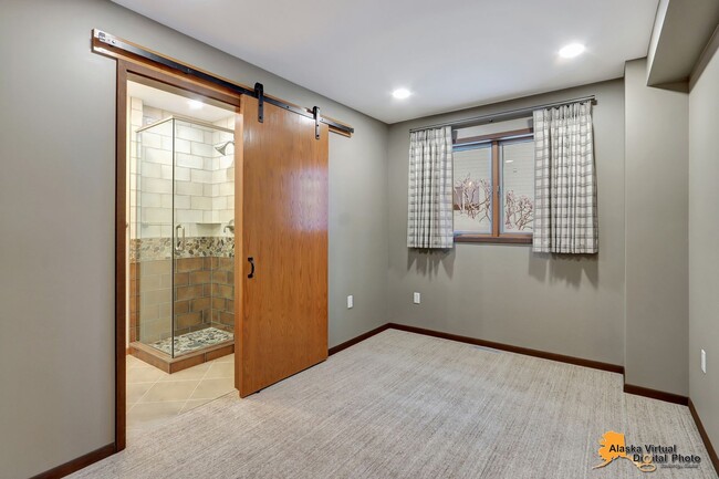Building Photo - 4044 North Point Drive