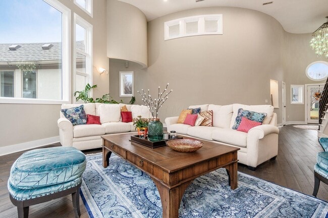 Building Photo - 4602 Sandwich Ct