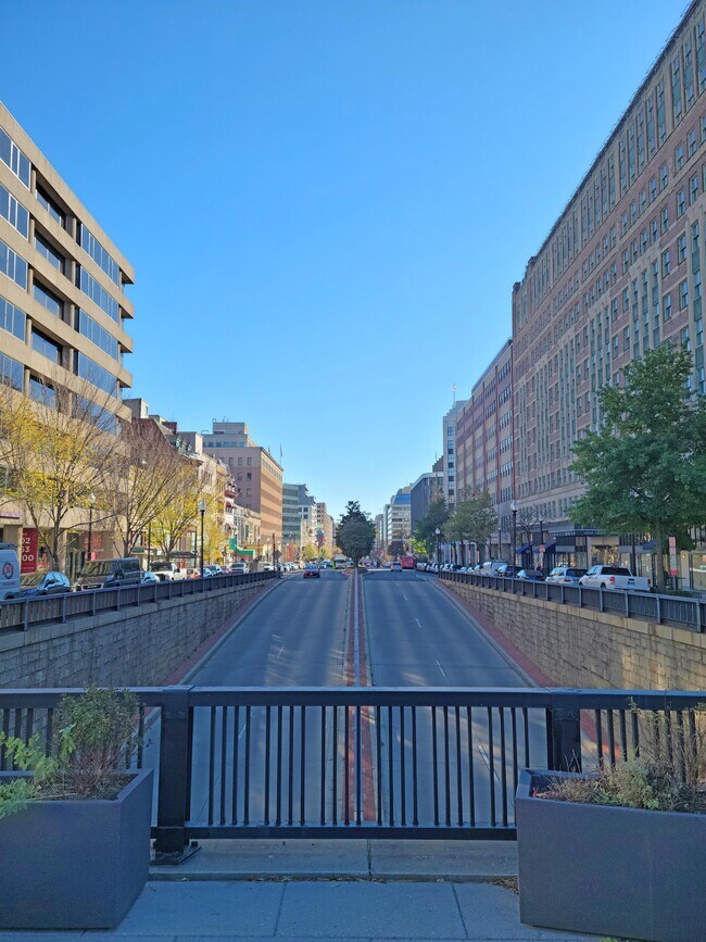 Building Photo - 1401 17th St NW