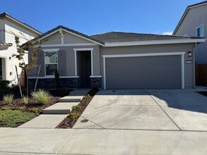 Building Photo - 3024 Red Canard Wy
