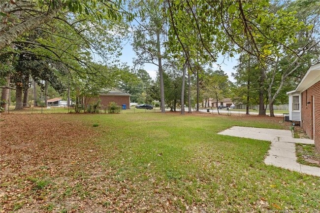 Building Photo - 6673 Vaughn Rd