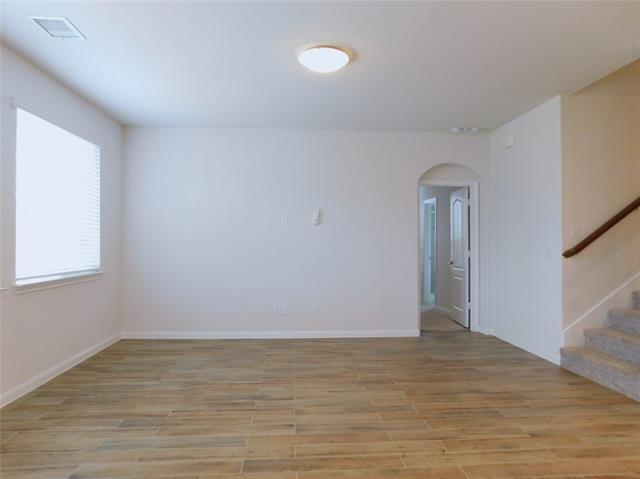 Building Photo - 1111 Saddle Ridge Dr