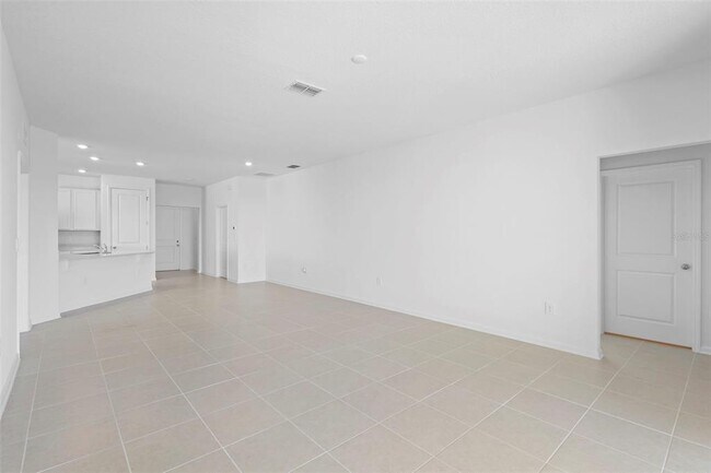 Building Photo - 2234 Rock Dr