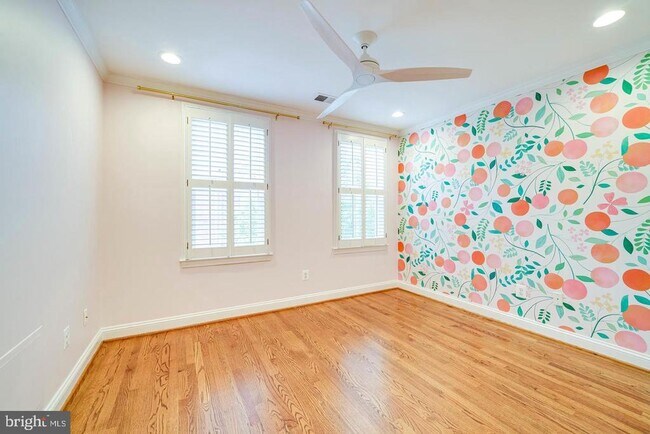 Building Photo - 819 Rivergate Pl