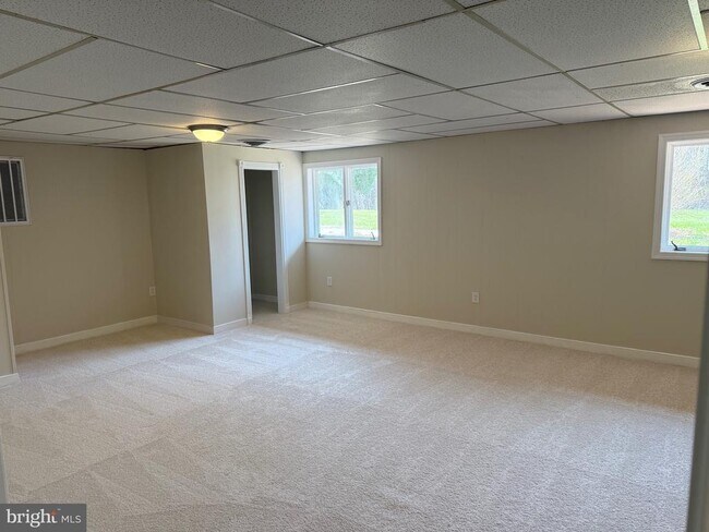 Building Photo - 10421 Tidewater Trail