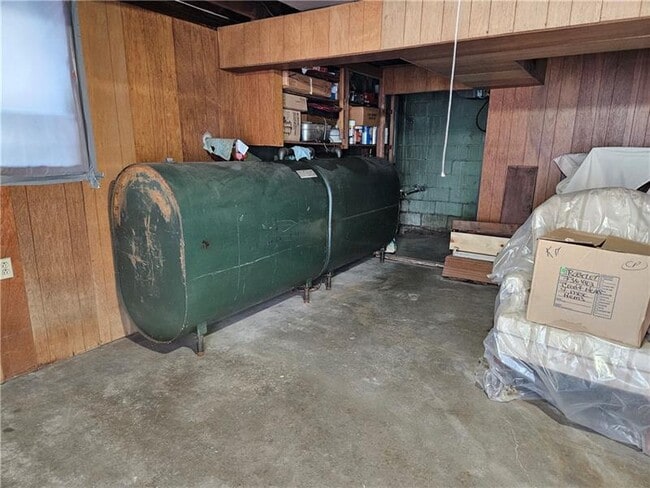 Building Photo - 471 Kimlyn Ave