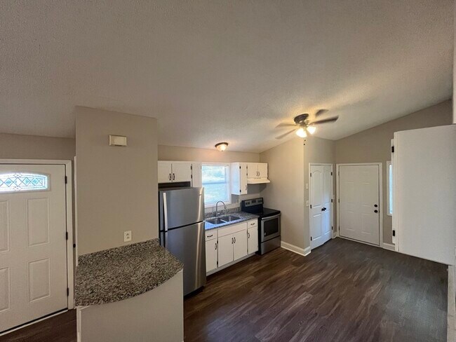 Building Photo - 8602 Mandolin Ct