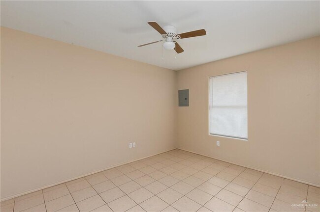 Building Photo - 200 R C Champion St