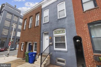 Building Photo - 832 S Milton Ave