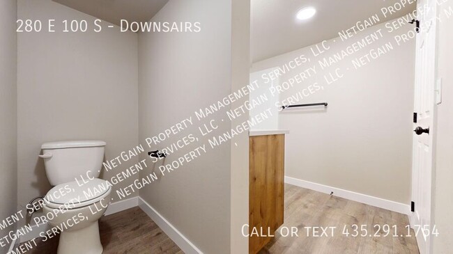 Building Photo - Newly Remodeled 2 Bedroom Basement Apartment