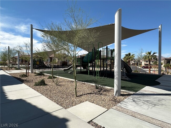 Building Photo - 206 Callen Falls Ave