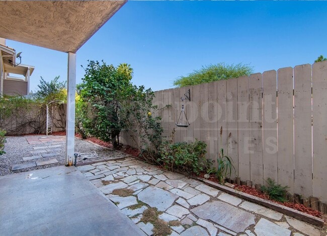 Building Photo - 1075 N Escondido Blvd