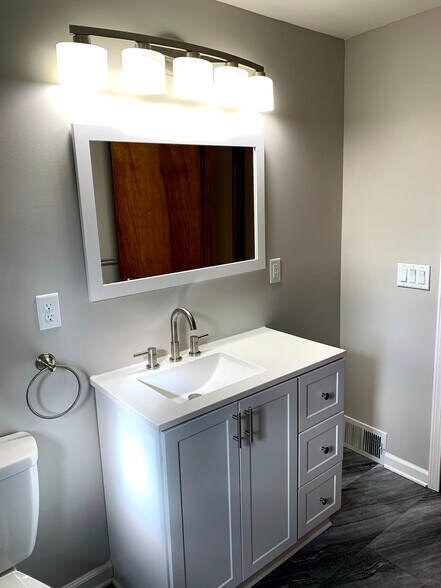 Bath - 116 N Union Rd