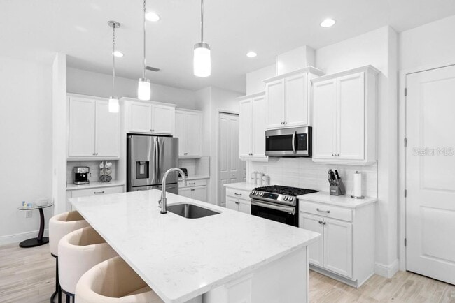 Building Photo - 8118 Tethys Ct