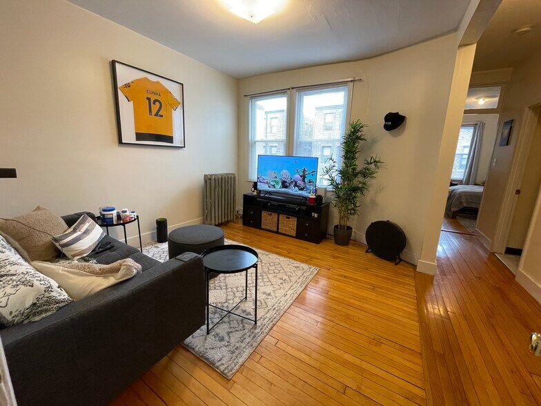 Building Photo - 1355 Commonwealth Ave