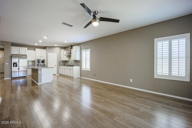 Building Photo - 17576 W Bajada Rd