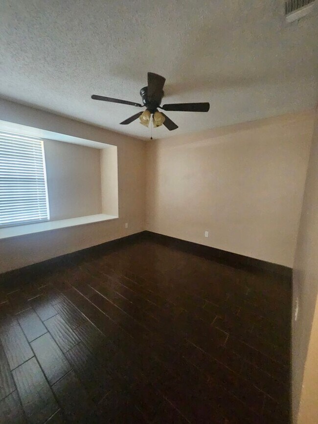 Building Photo - Single Family Home in Port Charlotte