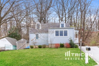 Building Photo - 34 Fahnestock Rd