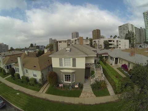 Building Photo - 1267 Devon Ave