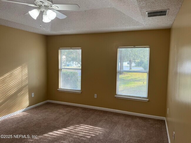 Building Photo - 1318 Yellow Jacket Ct