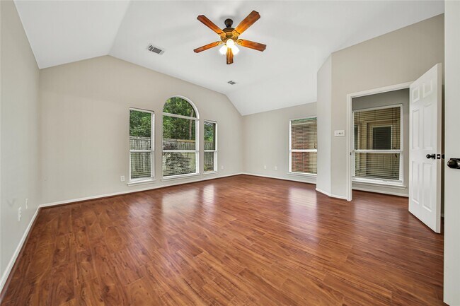 Building Photo - 14526 Red Tailed Hawk Ln