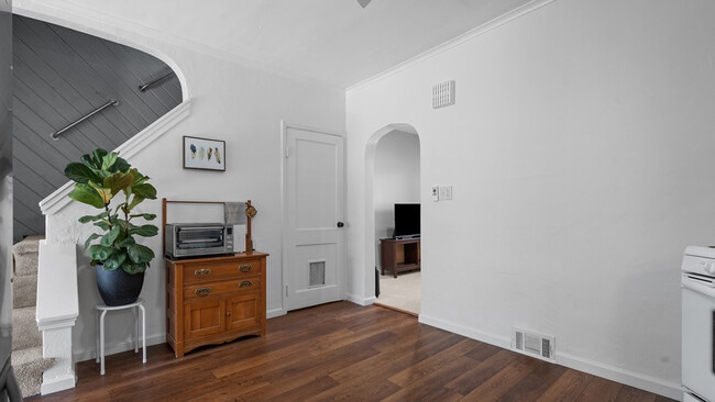 Building Photo - 4300 Bristol St