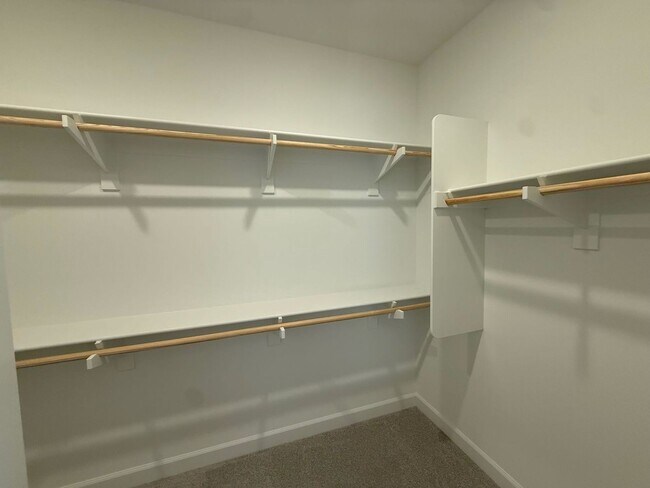 Building Photo - LIVE IN A NEW HOME!