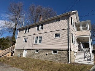 Building Photo - 24 Lebanon St
